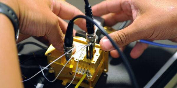 RF and Microwave Modules Characterization by DETI