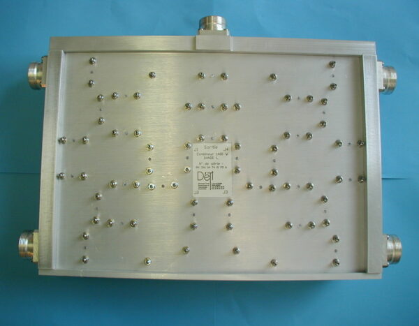 DETI MICROWAVE IN-PHASE HIGH POWER COMBINER 1,45-1,5 GHz 001396